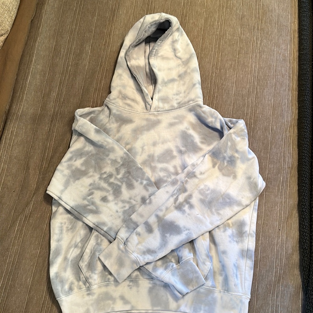 Forever 21 sweatshirt